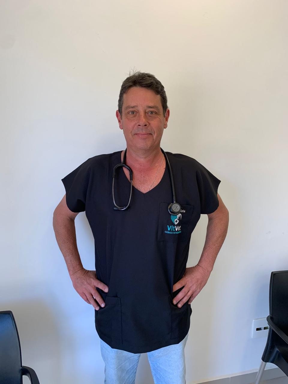 Dr. João Vitor Rosa, Responsável Técnico · Clínica Médica de Pequenos e Grandes Animais na Vit Vet São Carlos